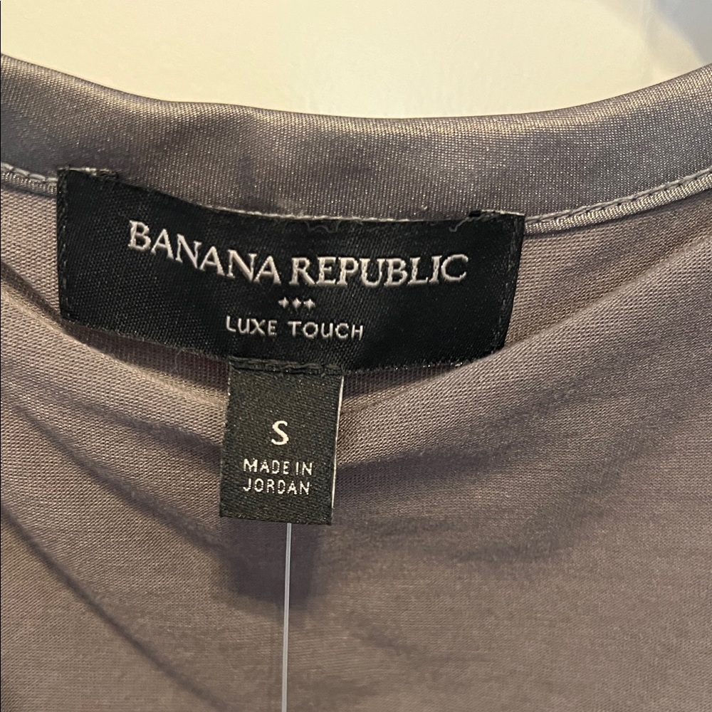 Banana Republic Charcoal Tank Top - Picture 2 of 4
